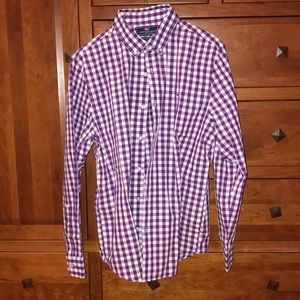 Vineyard Vine Purple slim fit whale size large